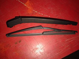 Zadný stierač Fiat grande punto rok výroby 2005-vyššie dĺžka 300mm